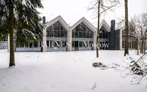 2-этажный коттедж 3 067 м² без отделки