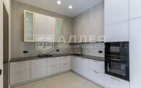 2-этажный коттедж 350 м² с отделкой