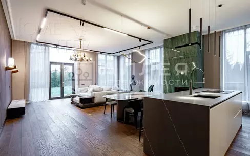 3-этажный таунхаус 310 м² с отделкой