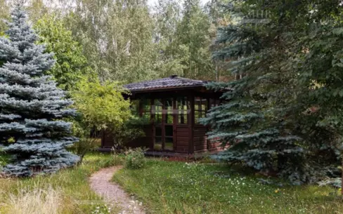 2-этажный коттедж 947 м² с отделкой