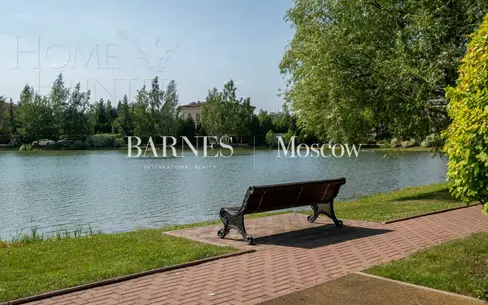 2-этажный коттедж 371 м² с отделкой