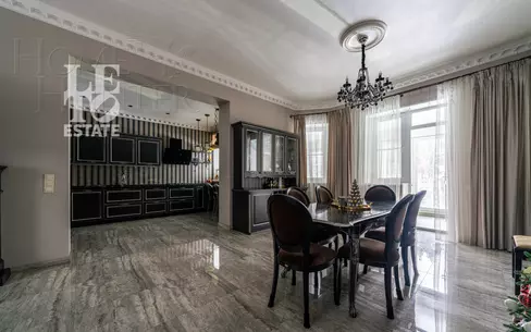 3-этажный коттедж 420 м² с отделкой