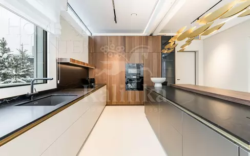 2-этажный коттедж 836 м² с отделкой