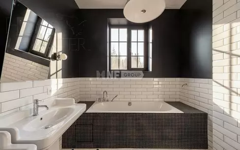 2-этажный коттедж 280 м² с отделкой