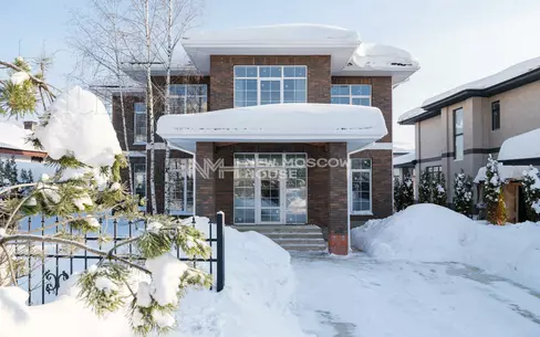 2-этажный коттедж 274 м² без отделки