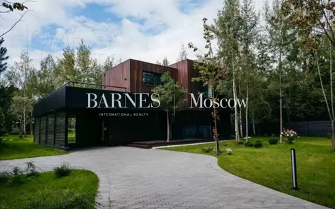 2-этажный коттедж 444 м² с отделкой