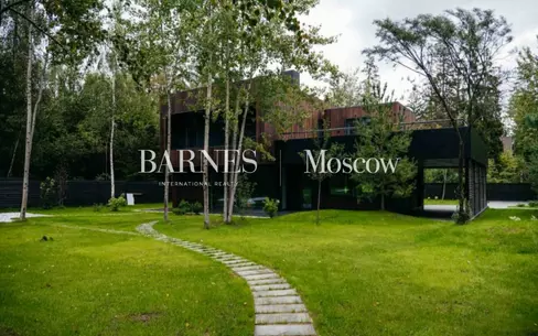 2-этажный коттедж 444 м² с отделкой