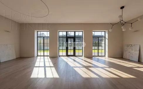 2-этажный коттедж 280 м² с отделкой