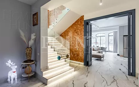 2-этажный коттедж 600 м² с отделкой