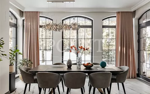 2-этажный коттедж 600 м² с отделкой