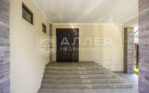 2-этажный коттедж 487 м² с отделкой