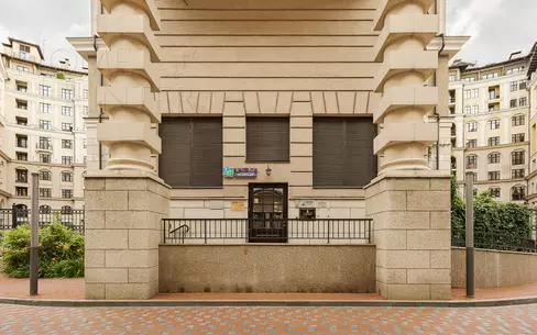 3-КОМН. АПАРТАМЕНТЫ БЕЗ ОТДЕЛКИ 80 М² НА 1 ЭТАЖЕ