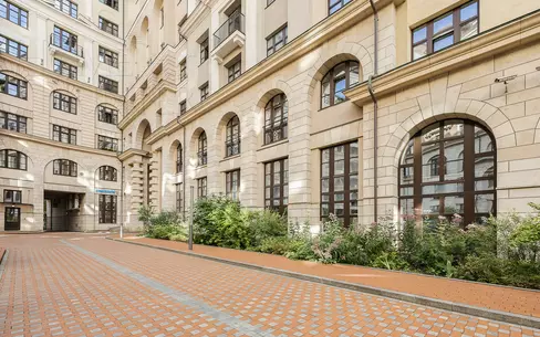 3-КОМН. АПАРТАМЕНТЫ БЕЗ ОТДЕЛКИ 80 М² НА 1 ЭТАЖЕ