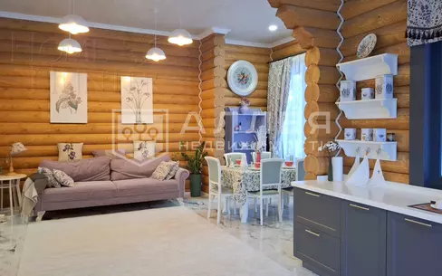 2-этажный коттедж 200 м² с отделкой