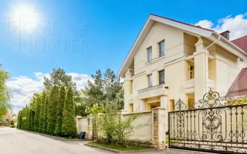 3-этажный коттедж 700 м² с отделкой