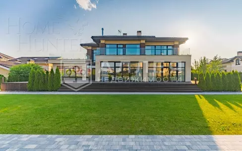 2-этажный коттедж 961 м² с отделкой