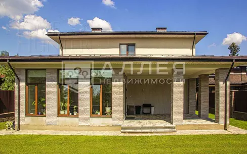 2-этажный коттедж 487 м² с отделкой