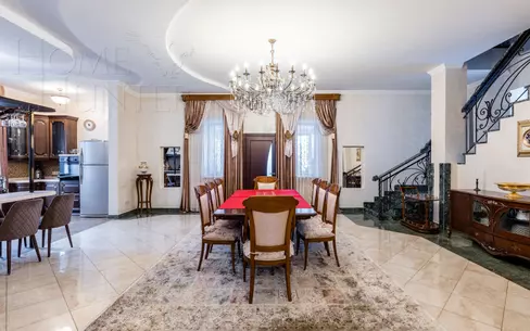 2-этажный коттедж 510 м² с отделкой