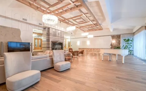 2-этажный коттедж 1 550 м² с отделкой