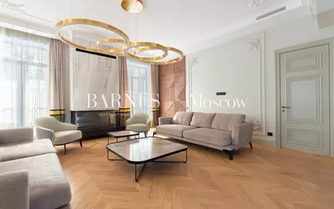 2-этажный коттедж 610 м² с отделкой