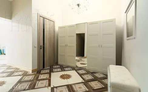 3-этажный таунхаус 264.6 м² с отделкой