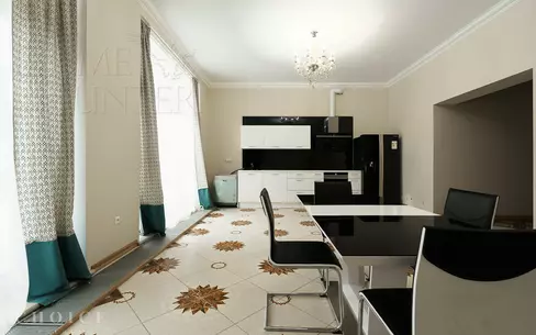 3-этажный таунхаус 264.6 м² с отделкой