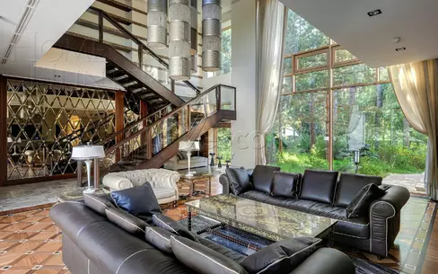 3-этажный коттедж 2 400 м² с отделкой