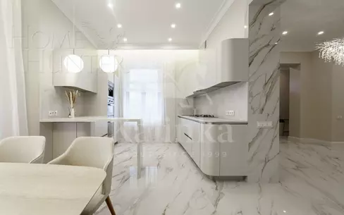 2-этажный коттедж 382 м² с отделкой