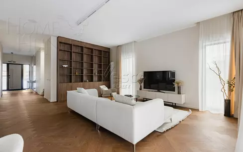 2-этажный коттедж 260 м² с отделкой