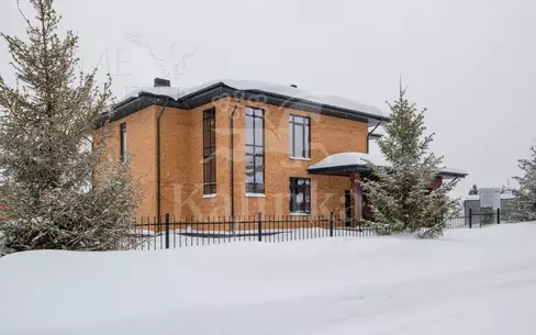 2-этажный коттедж 244.5 м² без отделки