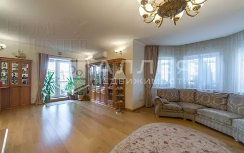 2-этажный коттедж 470 м² с отделкой