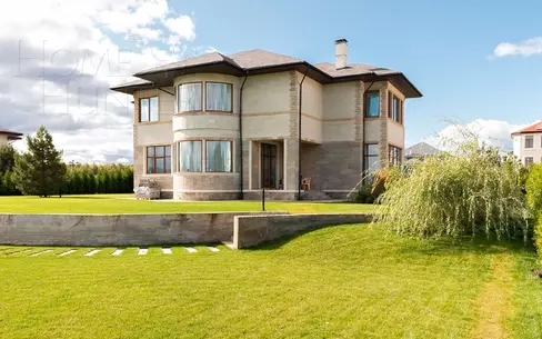 2-этажный коттедж 437 м² с отделкой