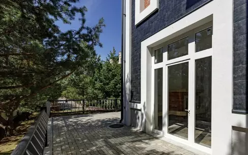 2-этажный коттедж 445.4 м² с отделкой