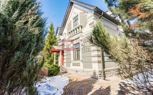 2-этажный коттедж 410 м² с отделкой