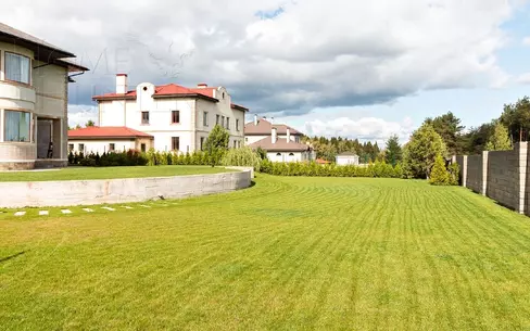 2-этажный коттедж 437 м² с отделкой