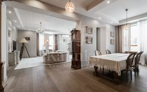 2-этажный коттедж 700 м² с отделкой