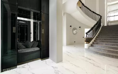 2-этажный коттедж 600 м² с отделкой