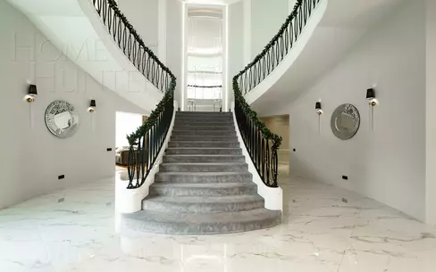 2-этажный коттедж 600 м² с отделкой