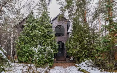 2-этажный коттедж 520 м² с отделкой