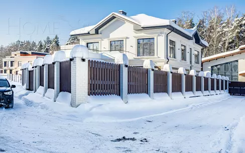 2-этажный коттедж 300 м² без отделки