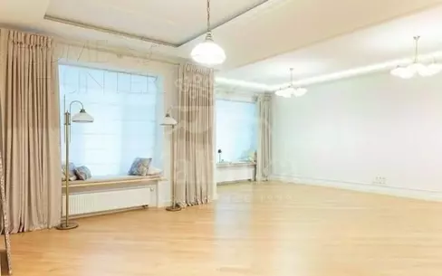 2-этажный таунхаус 205 м² с отделкой