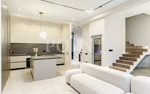 2-этажный таунхаус 250 м² с отделкой