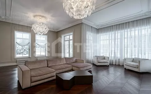 2-этажный коттедж 553.1 м² с отделкой