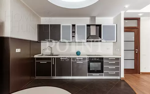 4-КОМН. КВАРТИРА С ОТДЕЛКОЙ 200 М² НА 13 ЭТАЖЕ