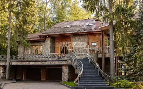 2-этажный коттедж 725 м² с отделкой