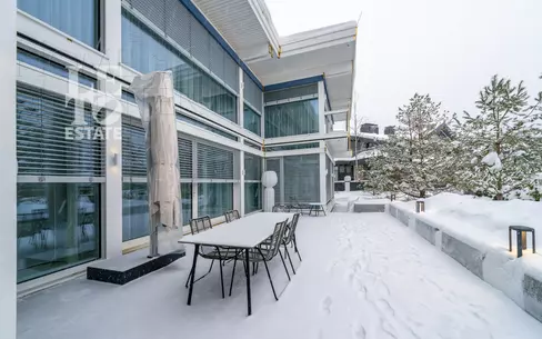 2-этажный коттедж 836 м² с отделкой