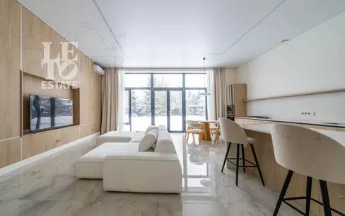 1-этажный коттедж 175 м² с отделкой