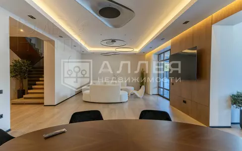 2-этажный коттедж 340 м² с отделкой