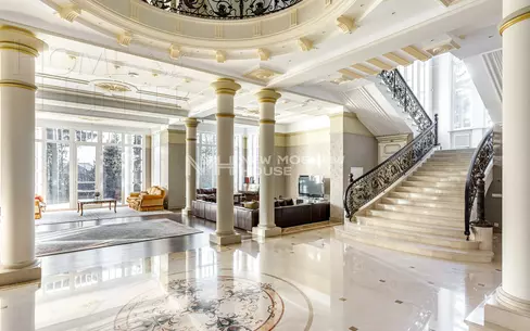 3-этажный коттедж 972 м² с отделкой