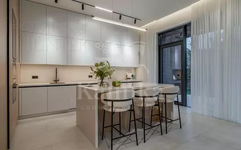 2-этажный коттедж 390.5 м² с отделкой